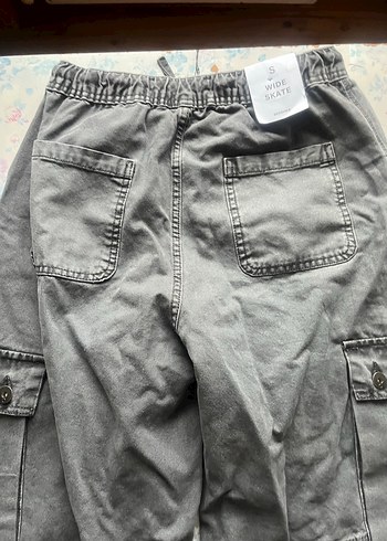 Bershka Wide Skate S beden pantolon - Görsel 3