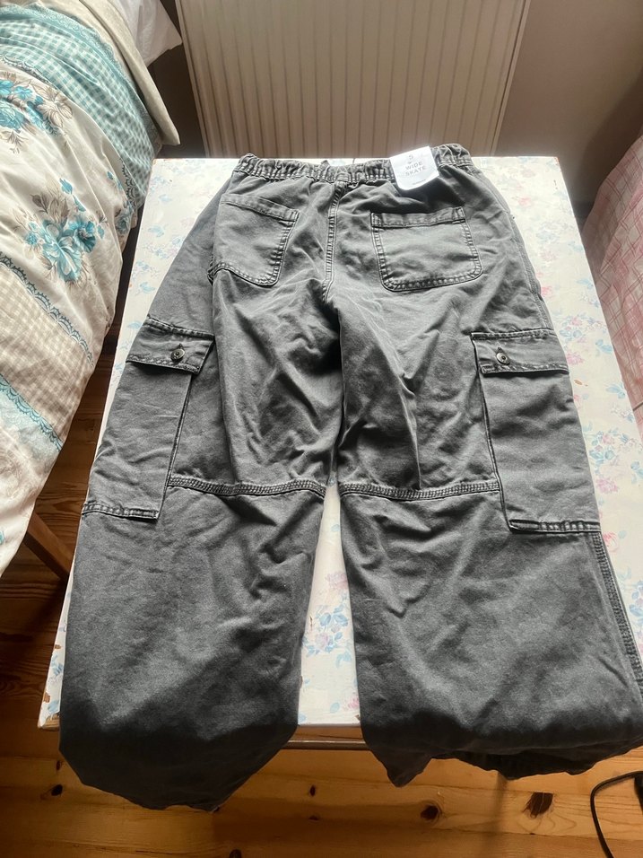 Bershka Wide Skate S beden pantolon - Görsel 4