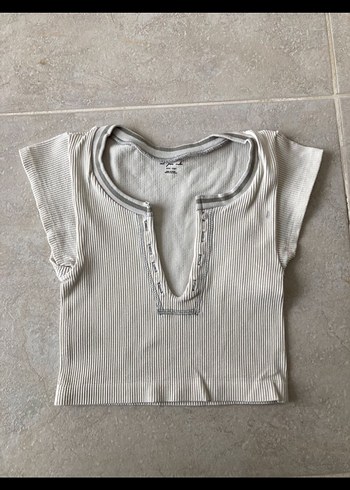 Gri V Yaka Kısa Kollu Crop Top