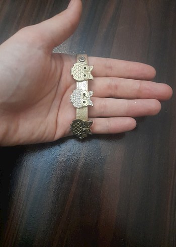 Altın Renk Zincir Detaylı Baykuş Bileklik