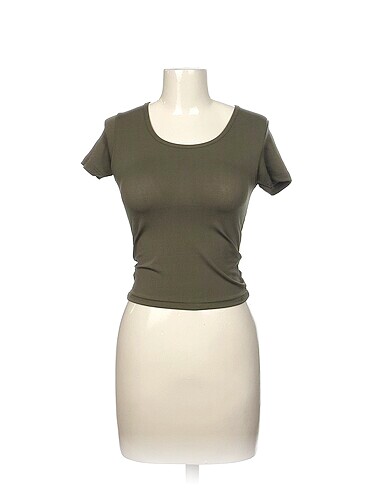 Diğer T-shirt %70 İndirimli.