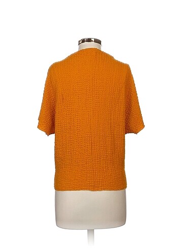 m Beden Zara Bluz %70 İndirimli.