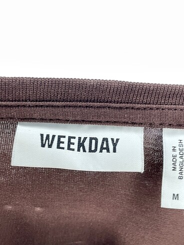 m Beden kahverengi Renk Weekday T-shirt %70 İndirimli.