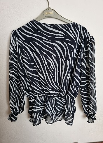 l Beden Zebra desenli bluz