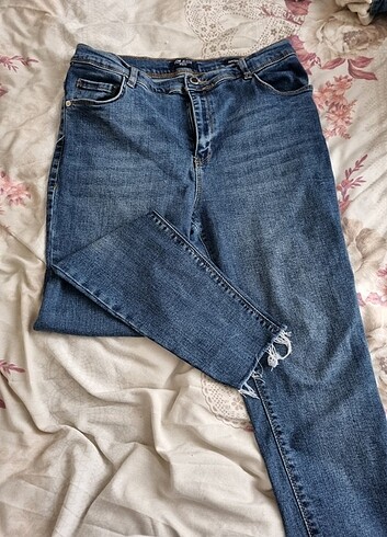 LC Waikiki Paçaları püsküllü Jean