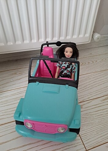 BARBIE SAFARİ ARABASİ VE BEBEĞİ