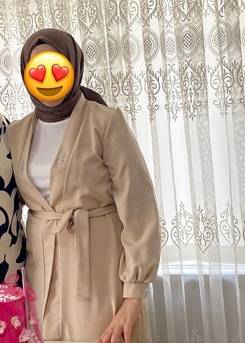 Bej Uzun Kollu Kadın ceket +içlik +kuşak