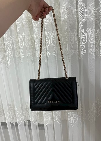 Beden Zincir Detaylı Siyah Yılan Desenli Deri Çanta