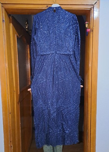 Uzun Kollu Parlak Mavi Uzun Abiye Elbise - Görsel 3