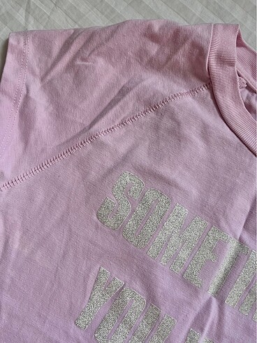 Bershka PEMBE TİSORT
