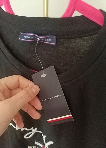 Tommy Hilfiger t-shirt yüzde yüz pamuk  - Görsel 4