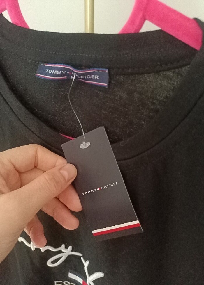 Tommy Hilfiger t-shirt yüzde yüz pamuk  - Görsel 4