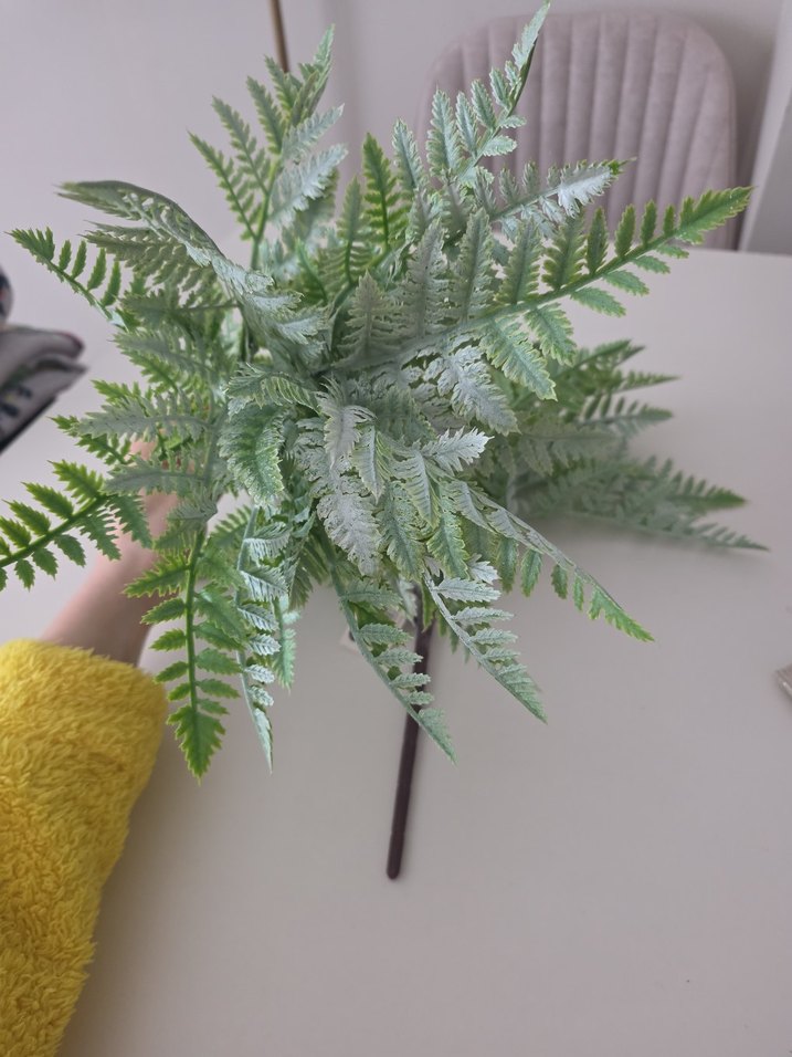 Yeşil ve Gri Dekoratif Yaprak Demeti  yapay çiçek - Görsel 2