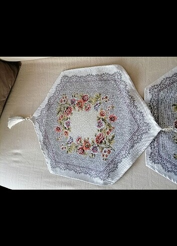 Yeni etiketli 3 adet goblen örtü?iadesiz gri