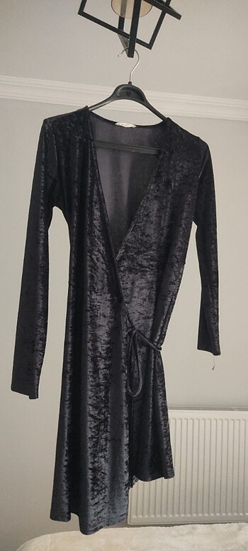 Kadife belden baglama elbise  - Görsel 3