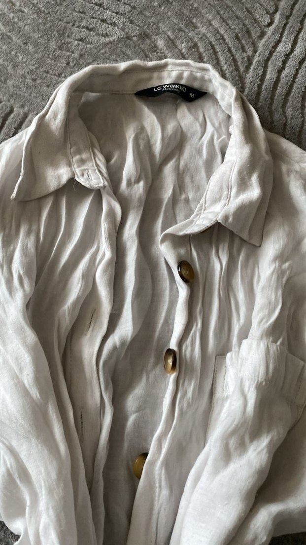 Düğmeli Beyaz Keten Kadın Gömlek - Görsel 3