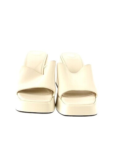 40 Beden Zara Platform %70 İndirimli.