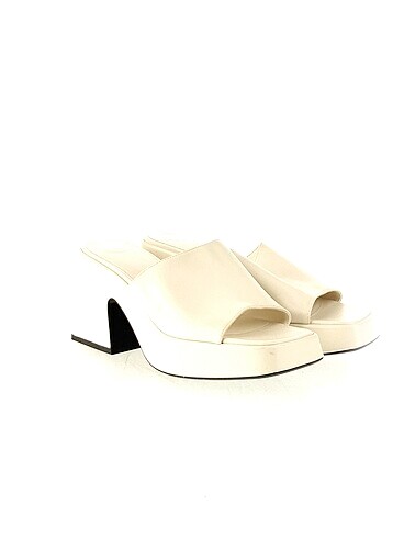 Zara Zara Platform %70 İndirimli.