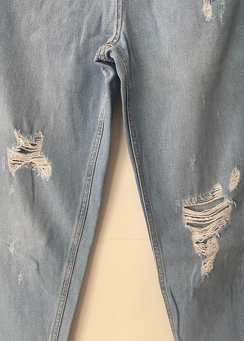 38 Beden Düğmeli Mavi Oversize Kadın Yırtık Kot Pantolon