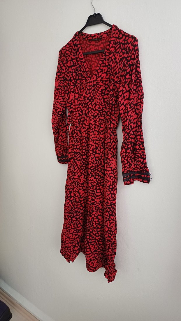 Uzun Kırmızı V Yakalı Bohem Elbise - Görsel 2