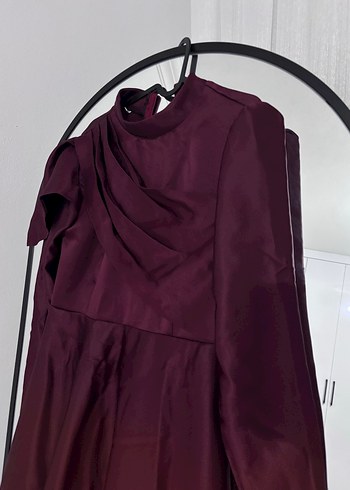 38 Beden bordo Renk Bordo Drapeli Uzun Abiye Elbise