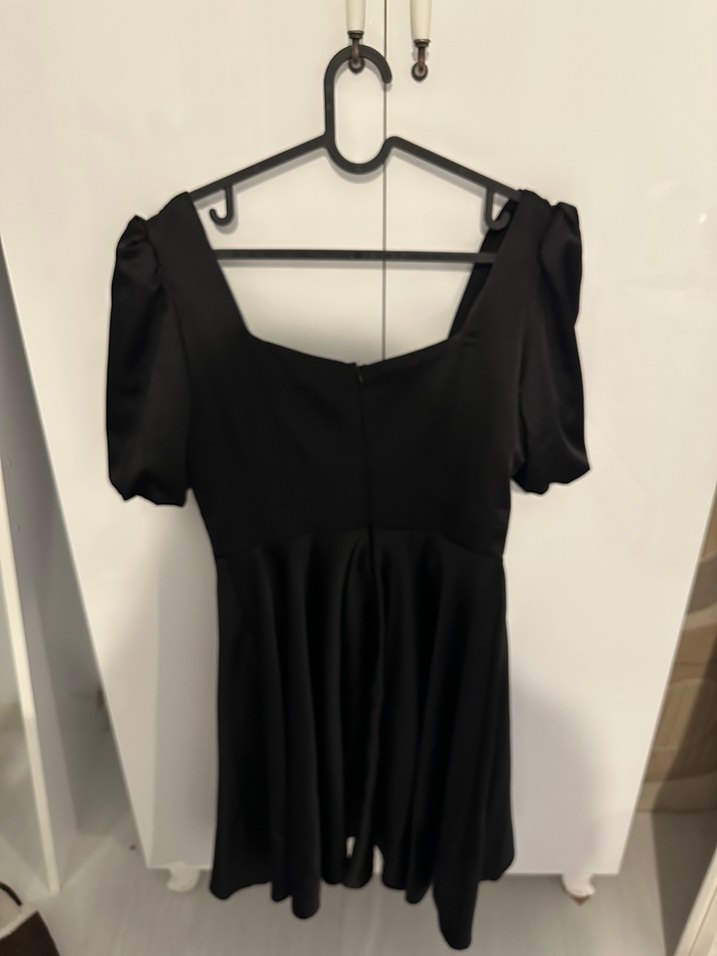 Drapeli Siyah diz üstü  Kadın Elbise - Görsel 4