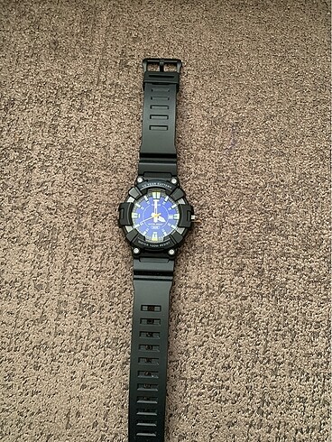 Casio Casio kol saati ( 100 metre su geçirmez )