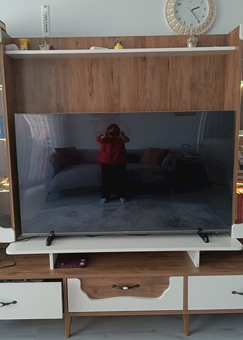 Retro Ayaklı Beyaz-Meşe TV Ünitesi & Kitaplık Seti - Görsel 3