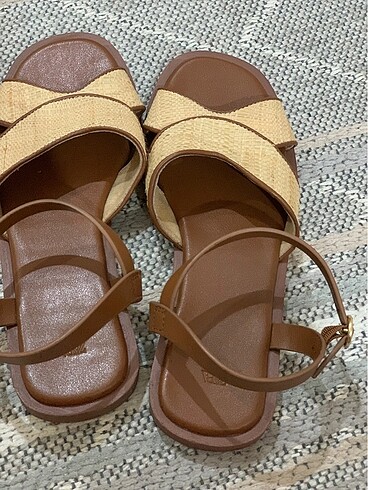 36 Beden Zara sandalet