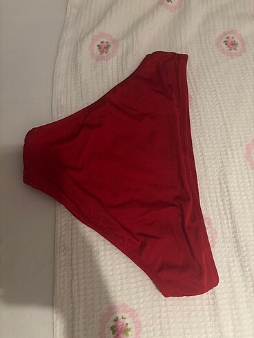 m Beden kırmızı Renk Penti Parlak Simli Kırmızı Bikini Altı
