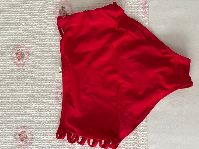 40 Beden kırmızı Renk Penti Yüksek Bel Kırmızı Bikini Altı