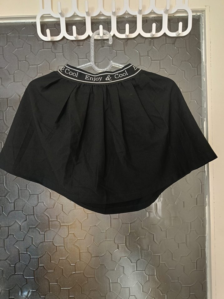Siyah Piliseli Mini Etek - Görsel 3