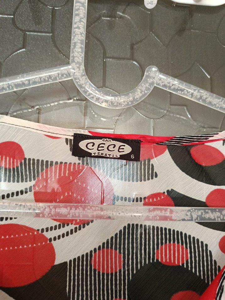 Kırmızı Gri Desenli Uzun Kollu V Yaka Bluz - Görsel 4