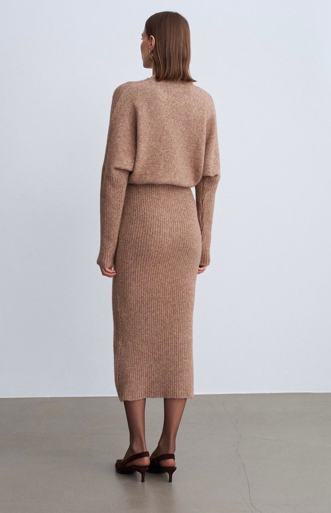 Bej Uzun Kollu Triko Kadın Elbise - Görsel 2