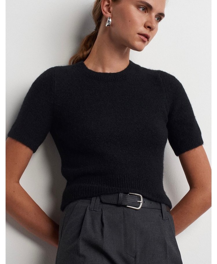 Siyah Kısa Kollu Fitilli Kadın Kazak - Görsel 2