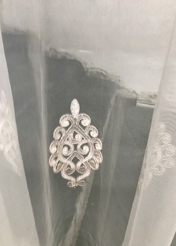 Nakışlı Beyaz Tül Perde 270x264 - Görsel 3