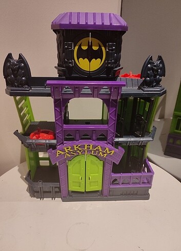  Batman evi