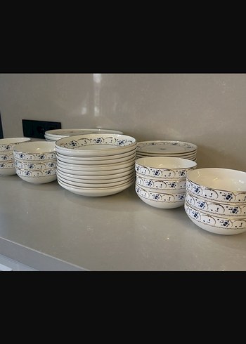 Beyaz Desenli Yemek Takımı