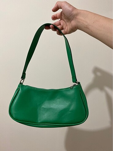 Prada MNG MODEL
