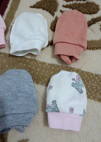 Diğer Nakışlı Kız Çocukları Pastel Renk Eldiven