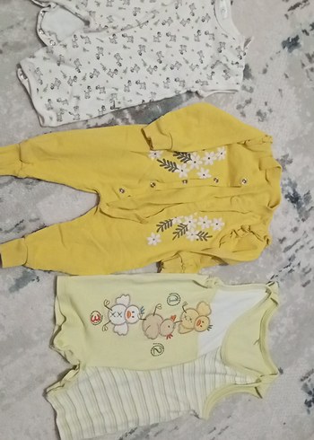 6 Ay Beden beyaz Renk Bebek Erkek Zebra Desenli Askısız Tulum