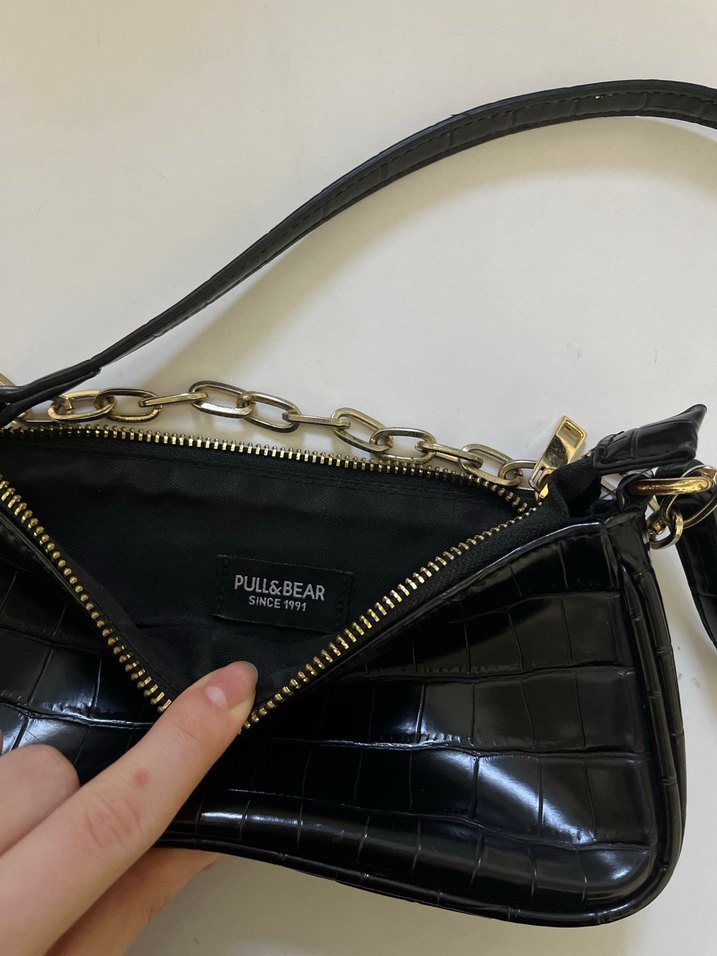Zincir Detaylı Siyah Deri Kadın Çanta Pull&bear - Görsel 3