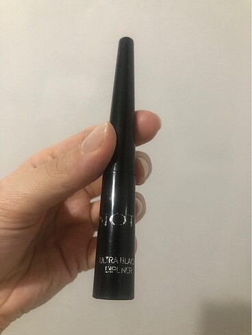 Note Note eyeliner