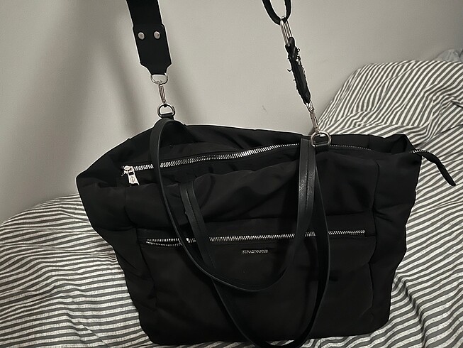 Beden Stradivarius çanta