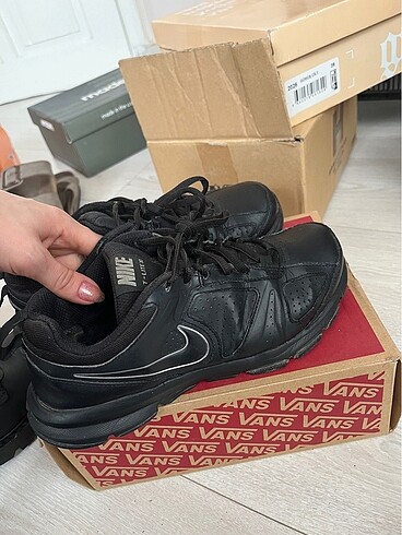 38 Beden siyah Renk Nike spor ayakkabı