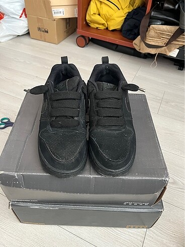 41 Beden Nike spor ayakkabı