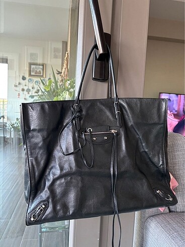 Balenciaga siyah çanta