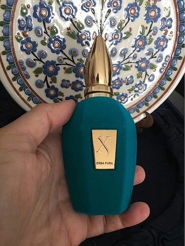 Xerjofftan olağanüstü baş döndüren bir Unisex parfüm
