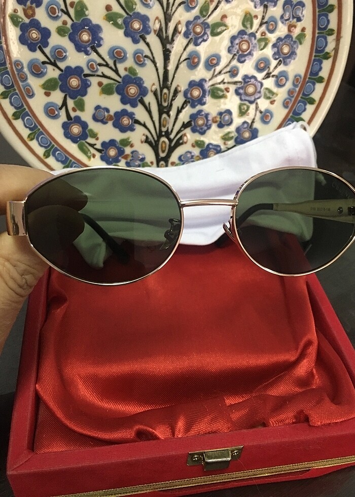 Celine?den muhteşem bir kadın güneş gözlüğü... - Görsel 2