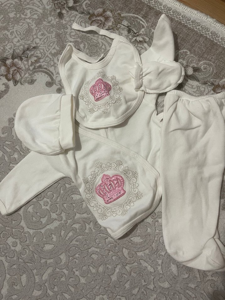 Kız bebek hastane çıkışı - Görsel 3